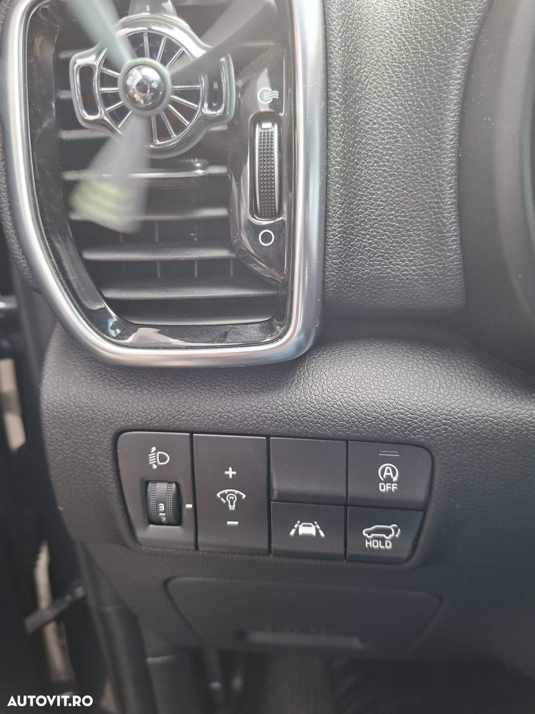 Kia Sportage 2.0 DSL 8AT HP 4x4 GT Line - 28