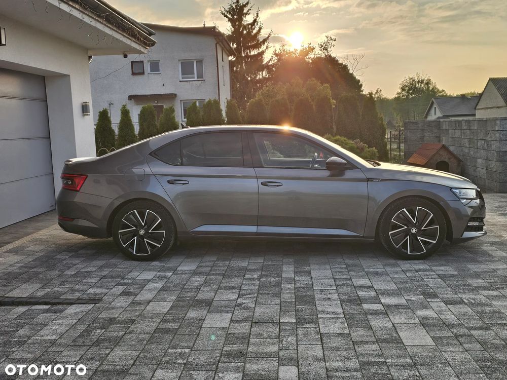 Skoda Superb 2.0 TSI Sportline DSG - 6