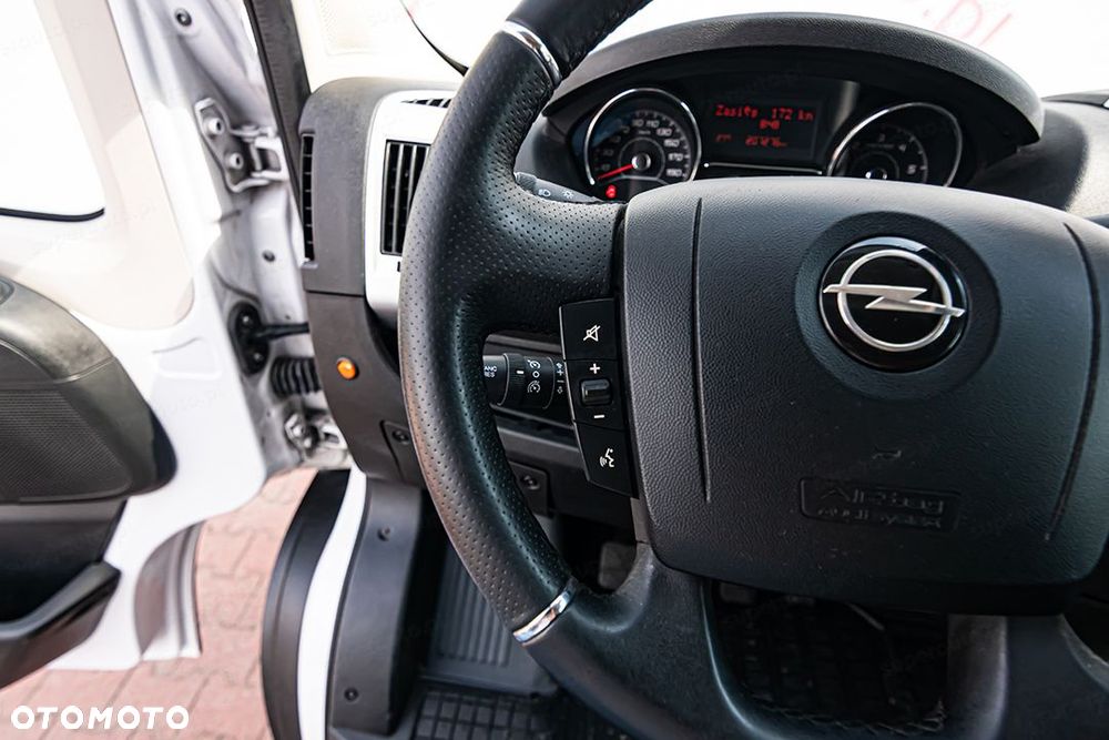 Opel Movano L2H2 2.2 165KM - 24