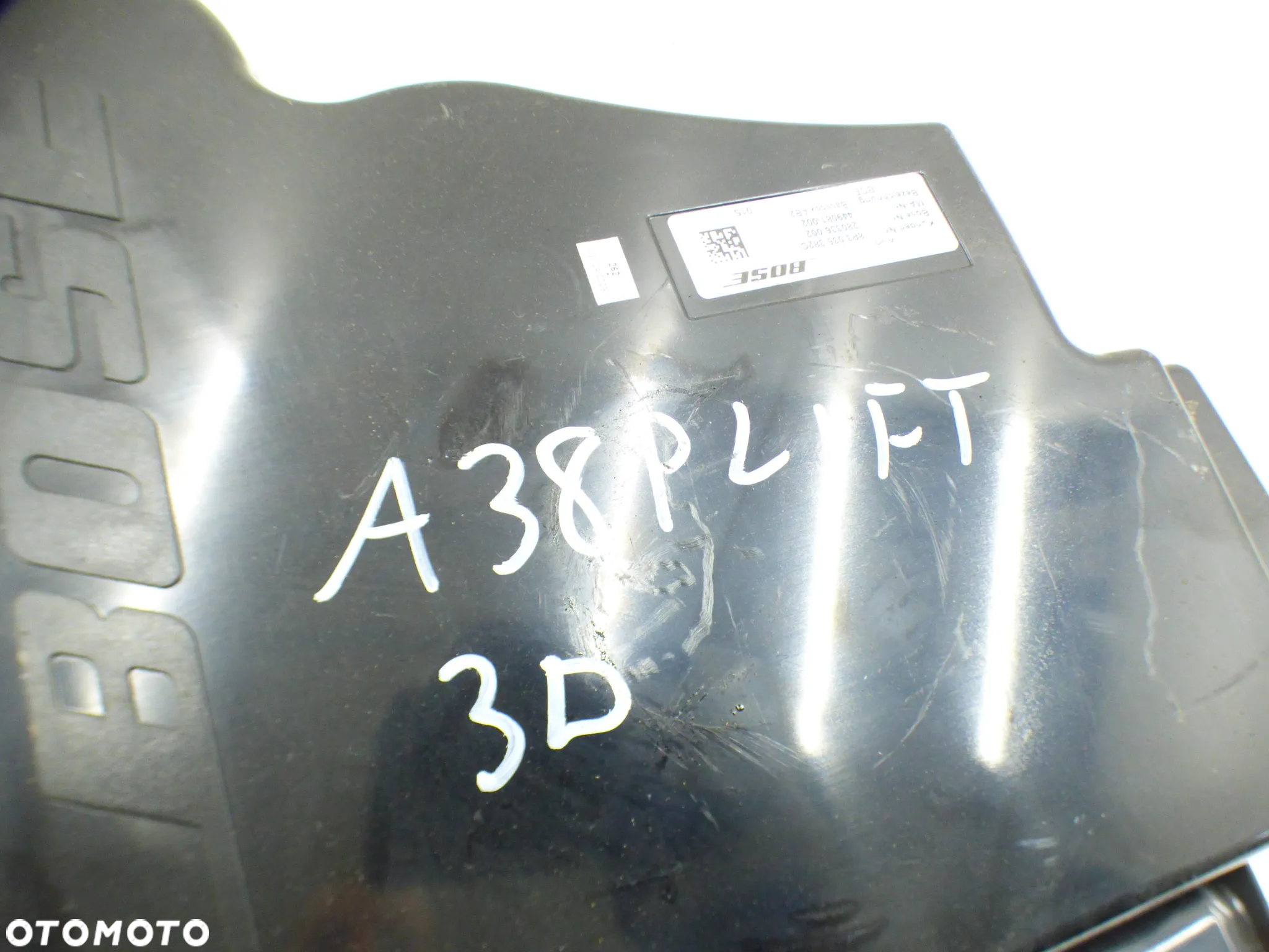 AUDI A3 8P LIFT 3D SUBWOOFER BOSE GŁOŚNIK BASSOWY NISKOTONOWY 8P3035382C GORLICE - 2