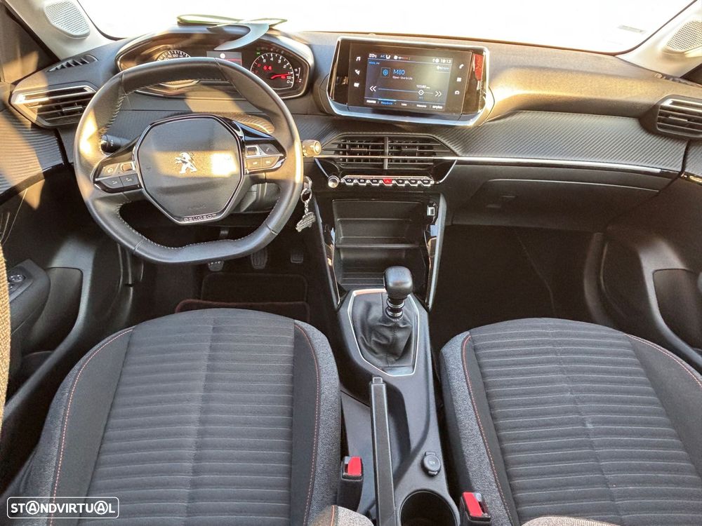 Peugeot 208 1.2 PureTech Active - 8