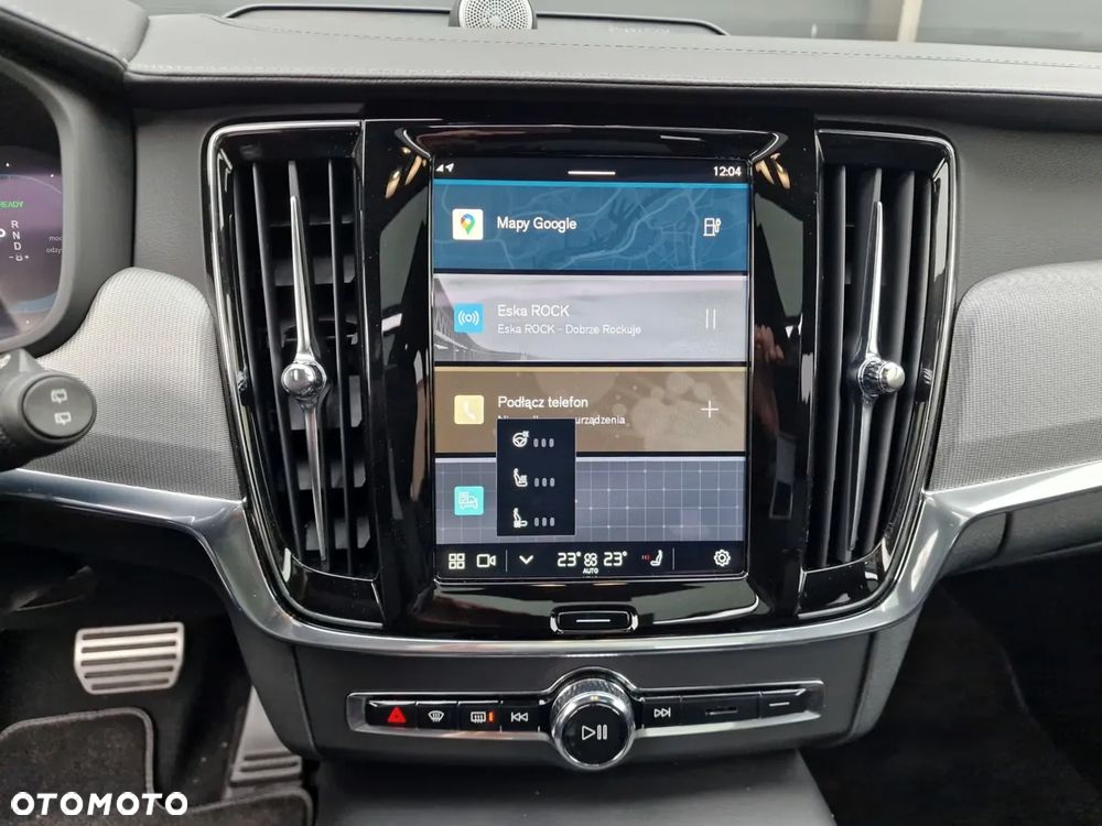 Volvo V90 T8 AWD Plug-In Hybrid R-Design - 31