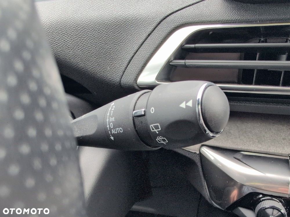 Peugeot 5008 1.6 PureTech GT S&S EAT8 - 19