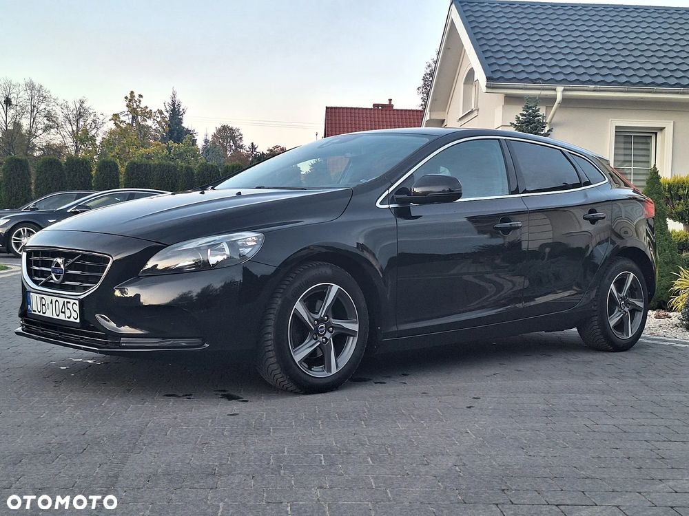 Volvo V40 - 16