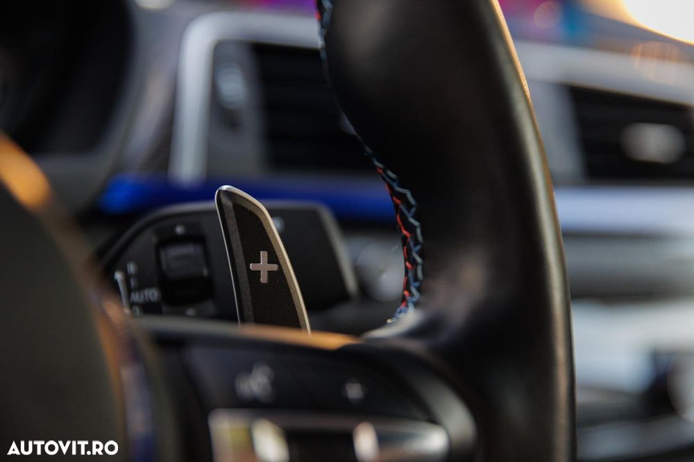 BMW M4 Coupe DKG Competition - 33