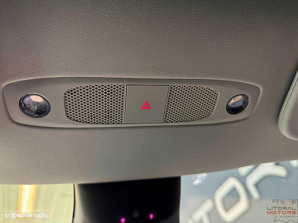 Tesla Model Y Performance Tração Integral - 21