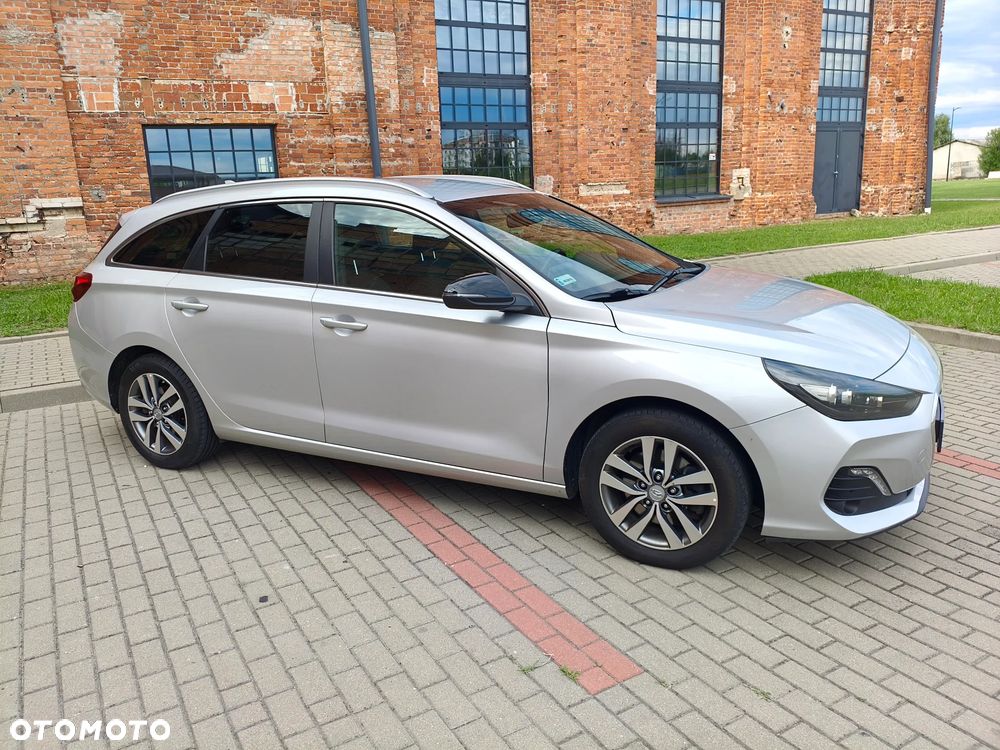 Hyundai i30 1.6 D Comfort - 4