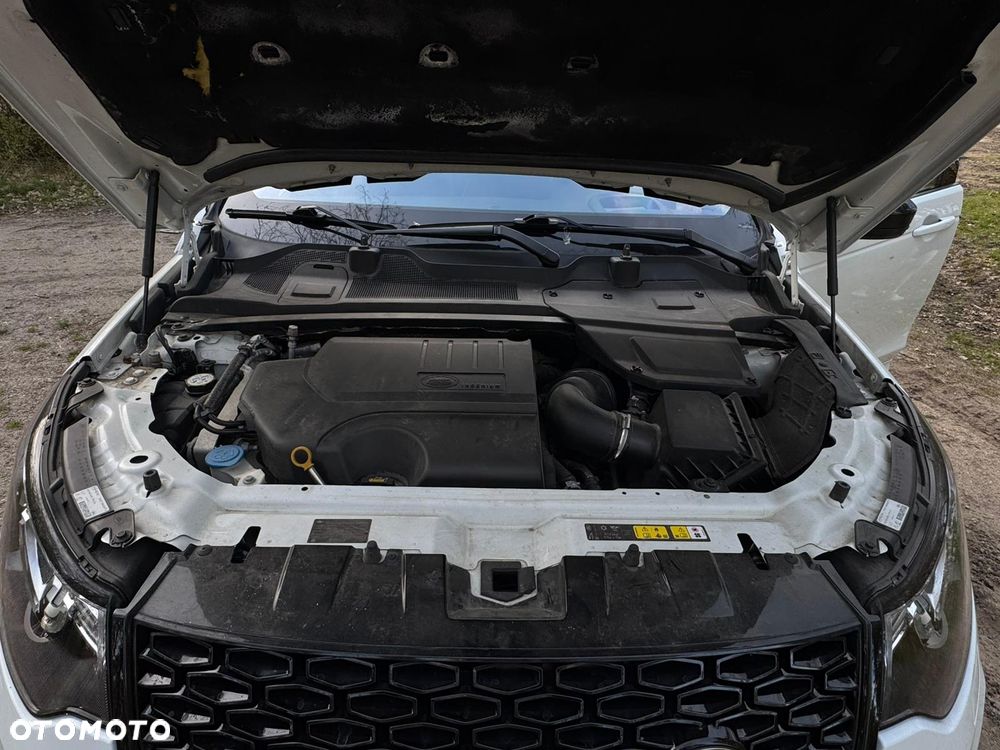 Land Rover Discovery Sport 2.0 Si4 HSE Luxury - 37