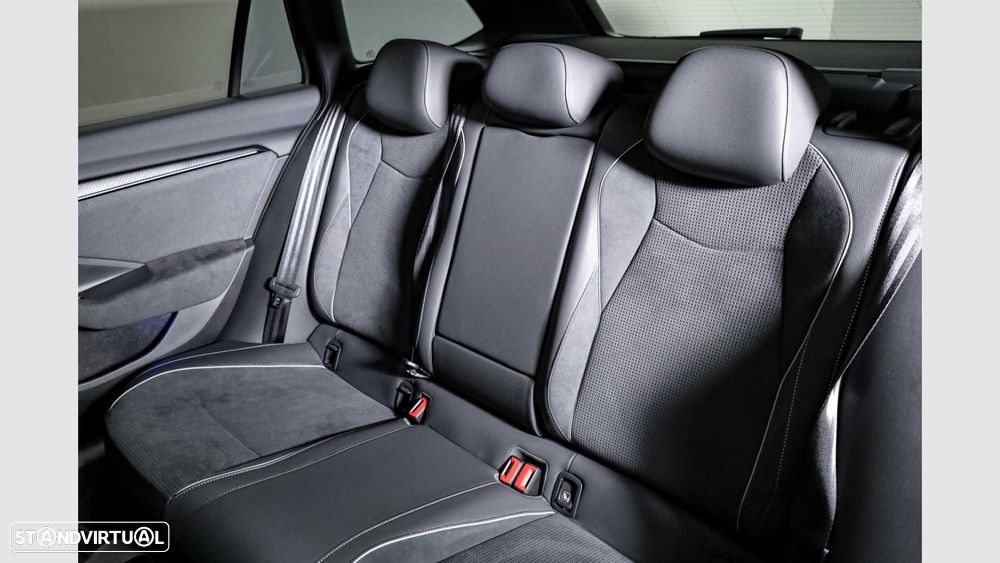 Skoda Superb 1.5 TSI iV Sportline DSG - 18