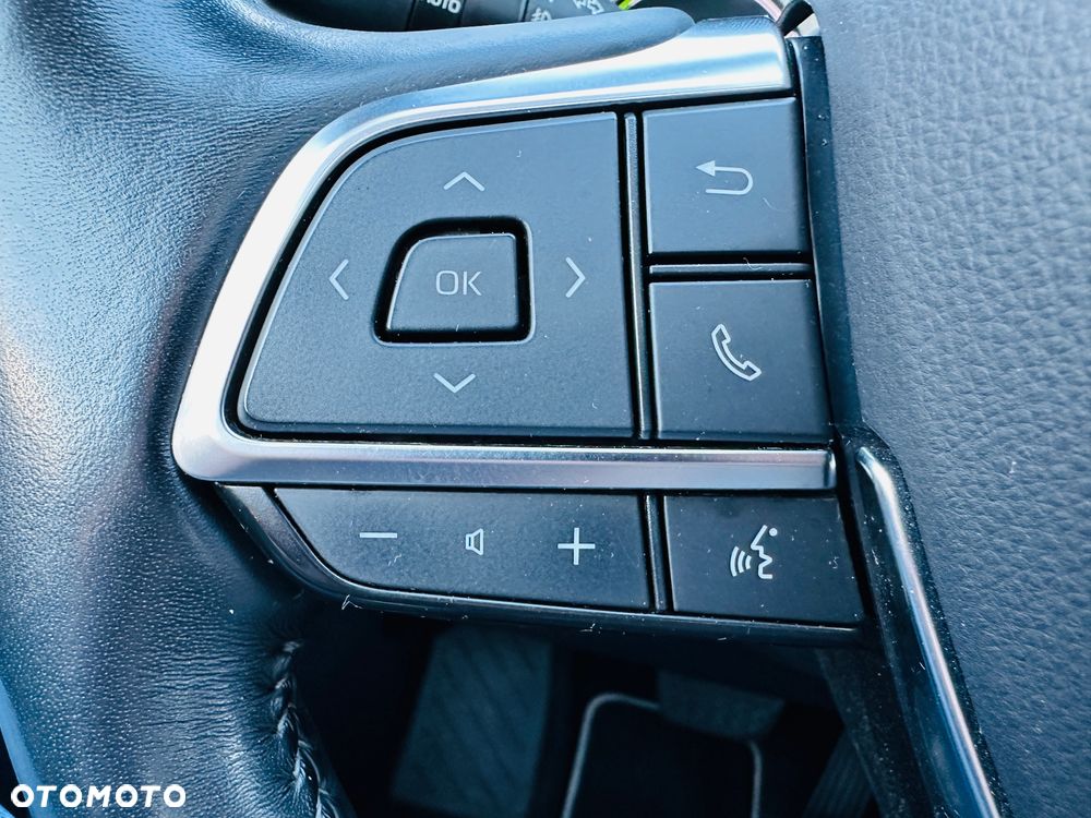 Toyota Highlander 2.5 Hybrid Executive - 24