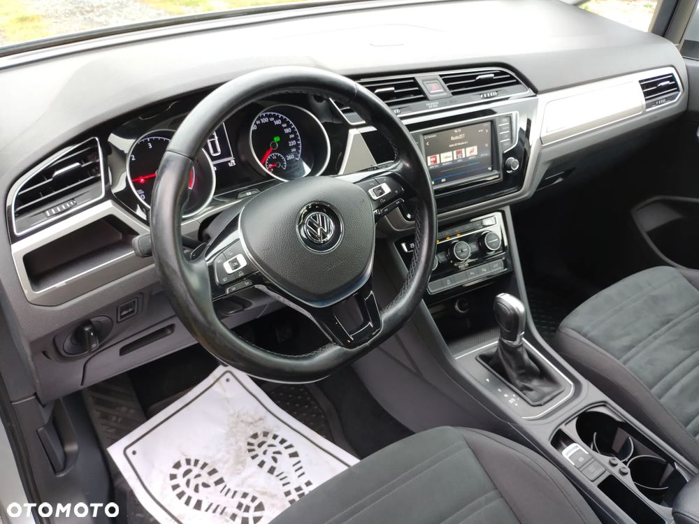 Volkswagen Touran 2.0 TDI SCR (BlueMotion Technology) DSG Highline - 23