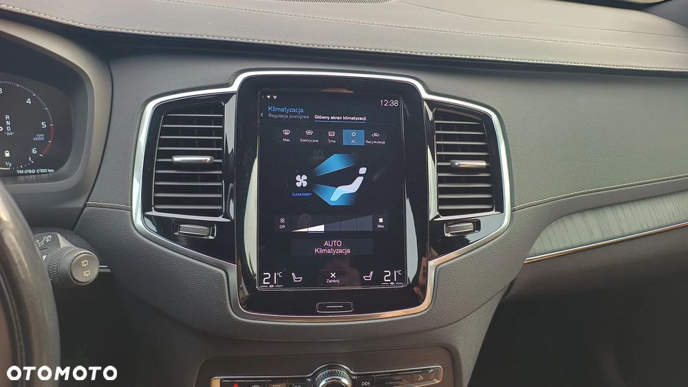 Volvo XC 90 B5 D AWD Inscription - 36