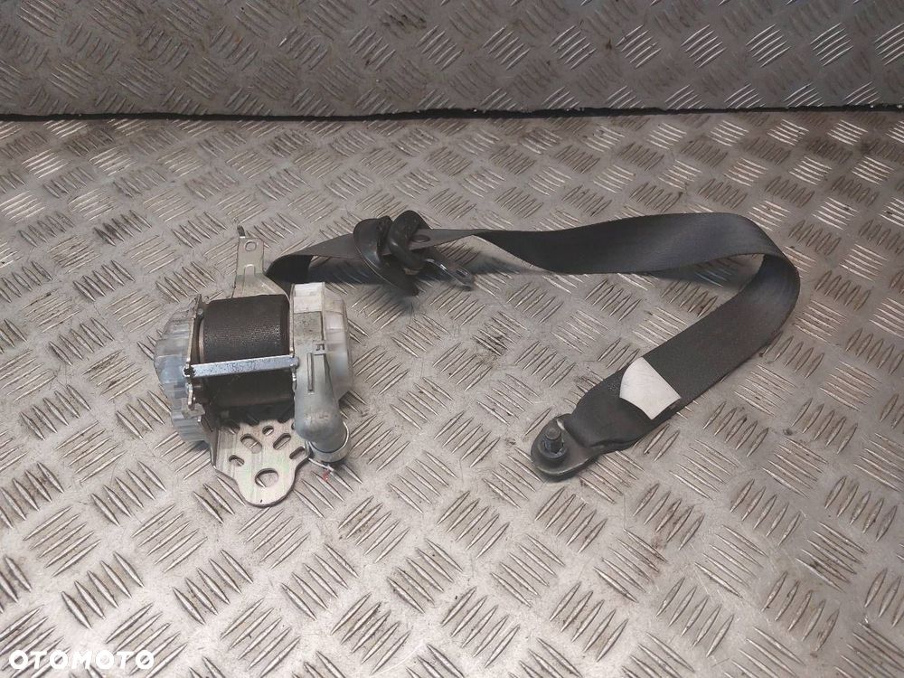 PAS BEZPIECZEŃSTWA LEWY PRZÓD LANCER VIII 2011R - 1