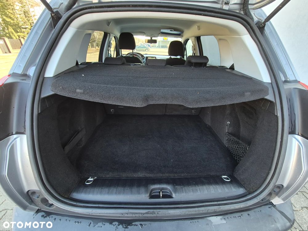 Peugeot 2008 - 12