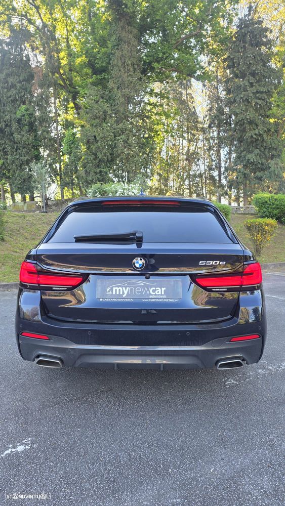 BMW 530 e Pack Desportivo M - 4