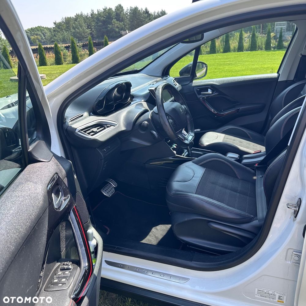 Peugeot 2008 - 16