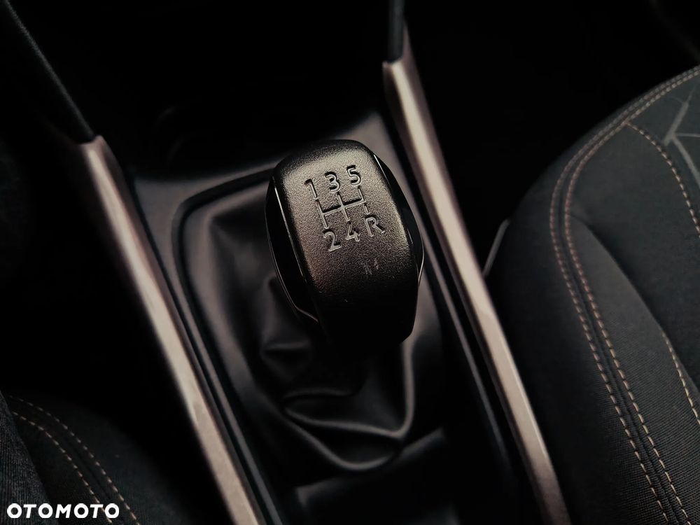 Peugeot 2008 PureTech 110 Stop&Start Style - 23