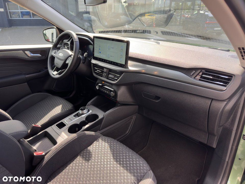 Ford Kuga - 21