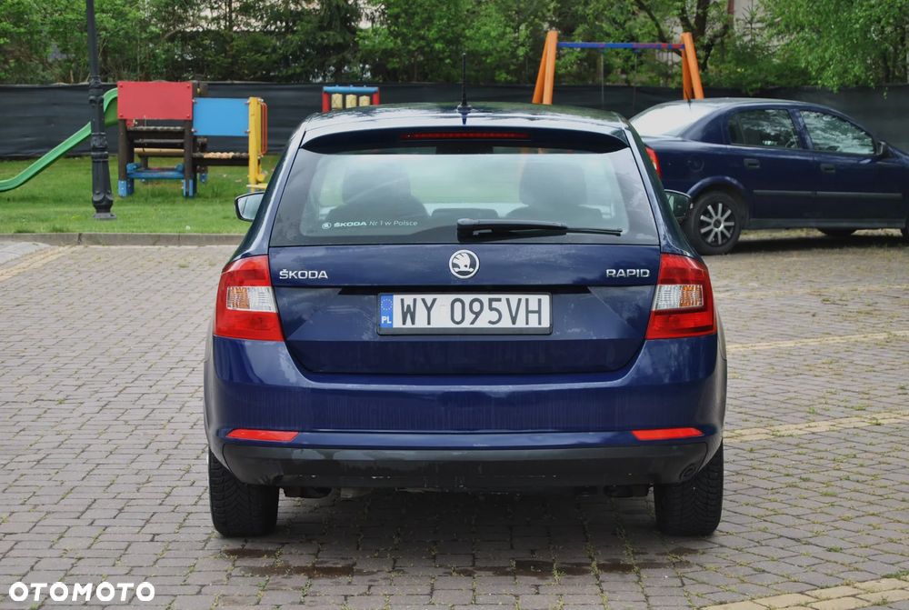 Skoda RAPID 1.2 TSI Style - 17