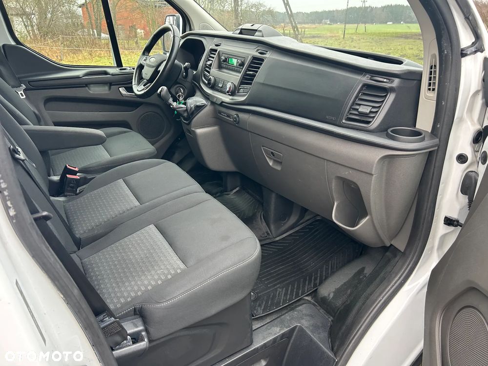 Ford Transit Custom - 13