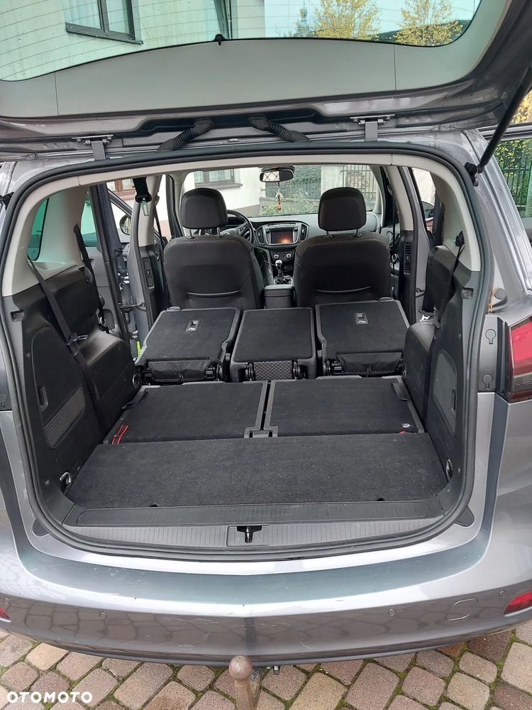 Opel Zafira - 19