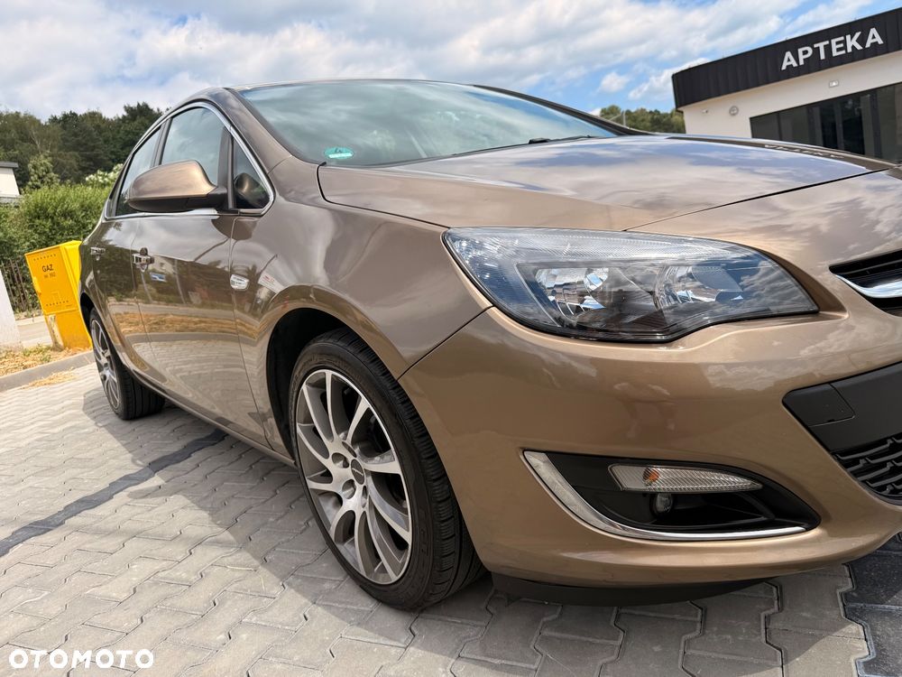 Opel Astra 1.6 Active - 17