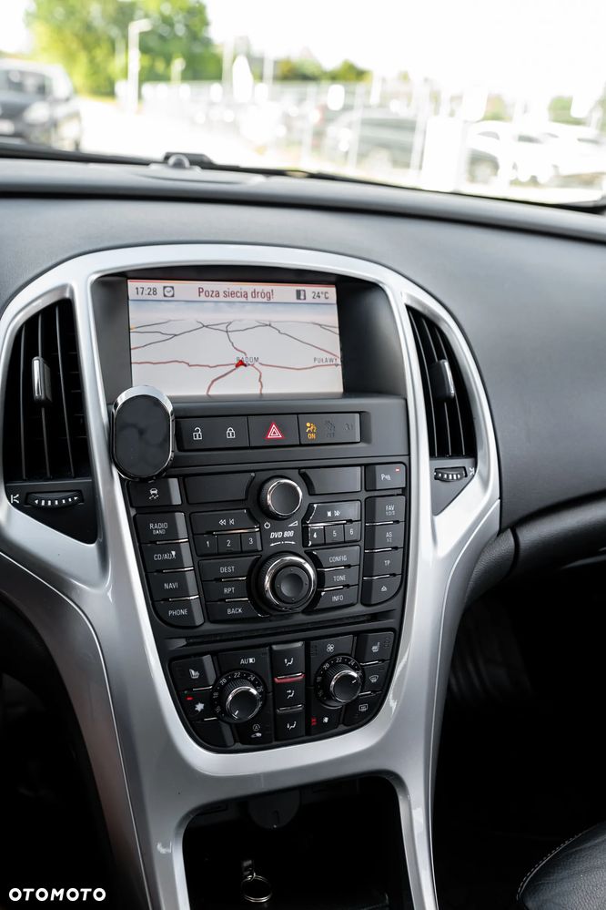 Opel Astra 1.6 Turbo Sport - 34