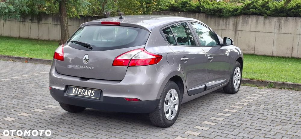 Renault Megane 1.6 16V 110 TomTom Edition - 10