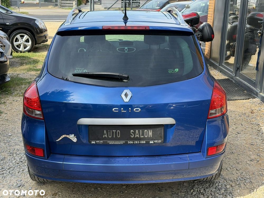 Renault Clio - 7