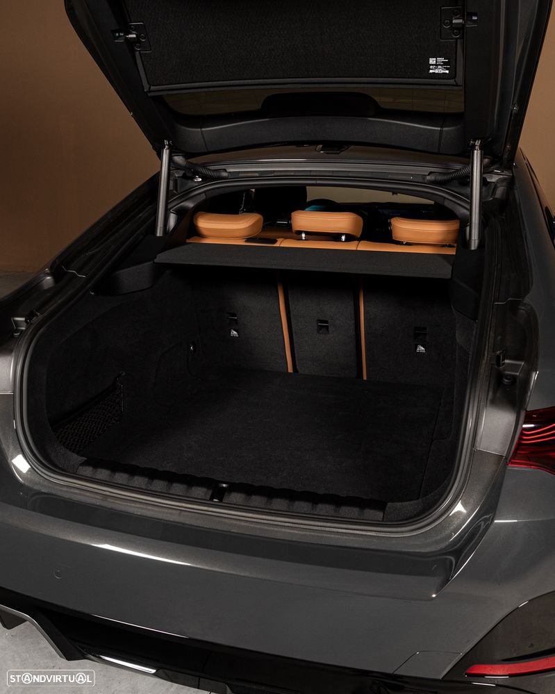 BMW i4 eDrive40 Pack Desportivo M Pro - 11