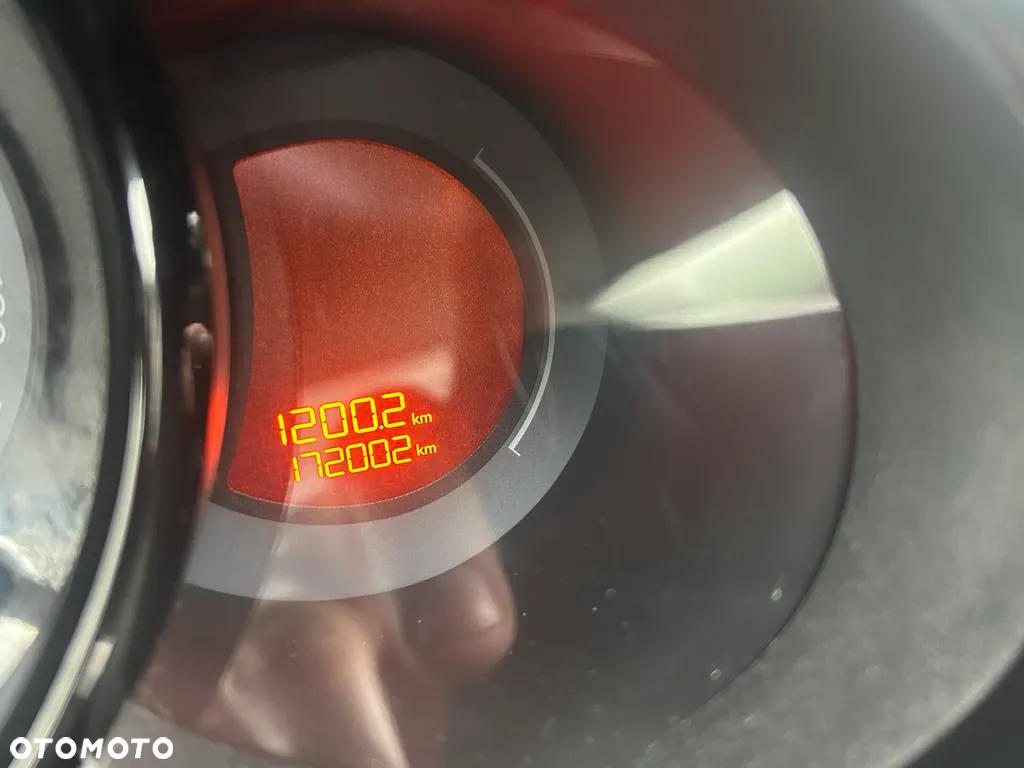 Citroën C3 1.6 e-HDi Exclusive - 10