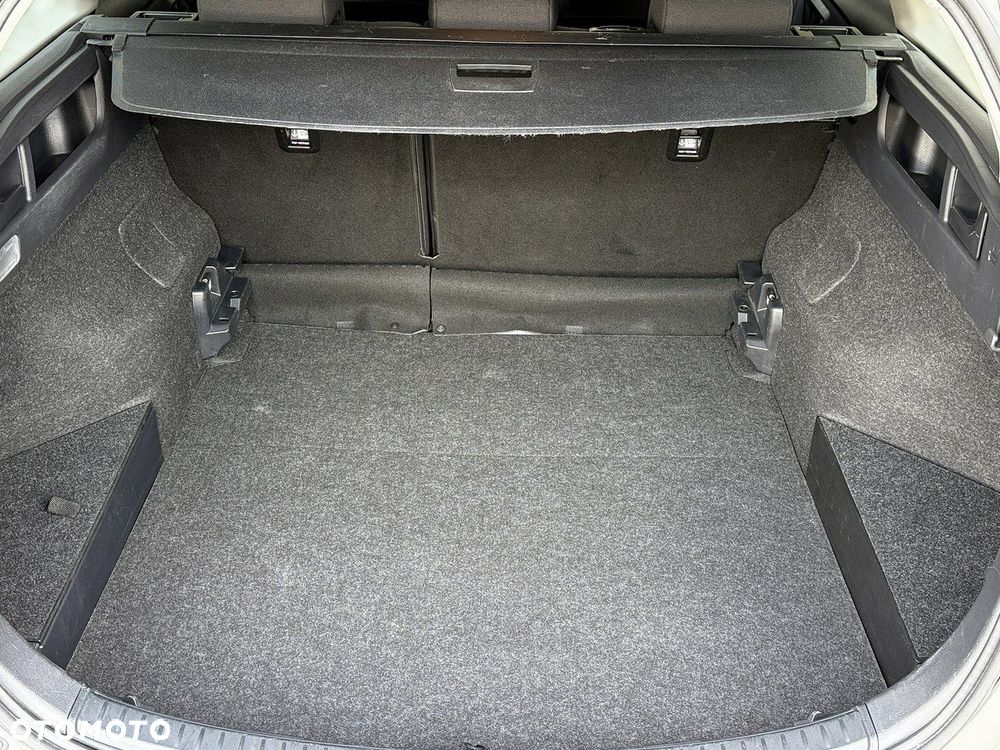 Toyota Auris 1.8 VVT-i Hybrid Automatik Executive - 16