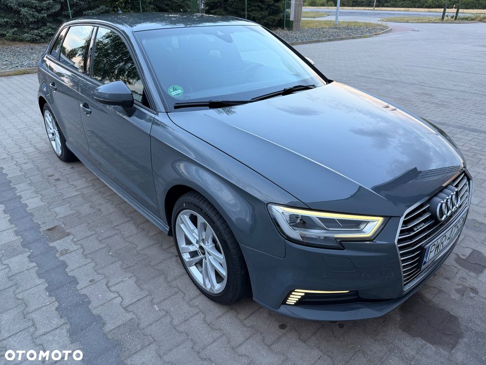 Audi A3 Sportback 40 e-tron S tronic sport - 12