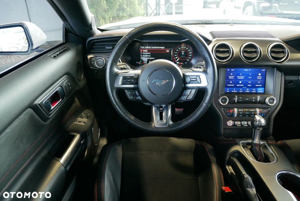 Ford Mustang - 10
