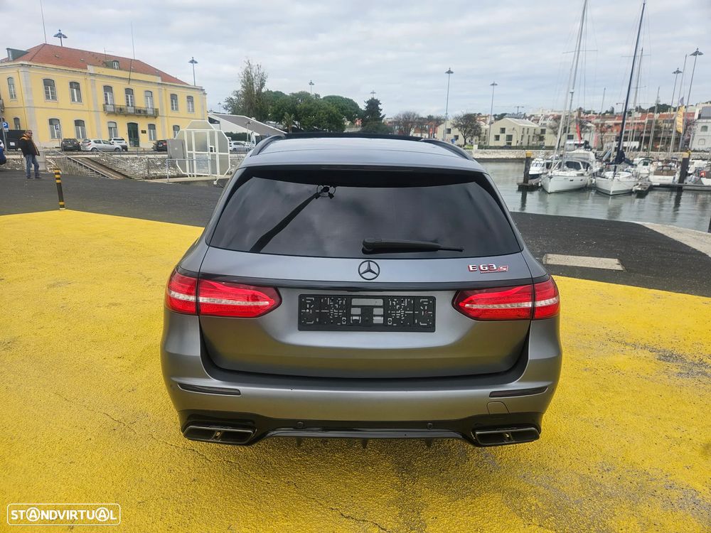 Mercedes-Benz E 63 AMG S 4Matic+ T Speedshift MCT-9G Final Edition - 4