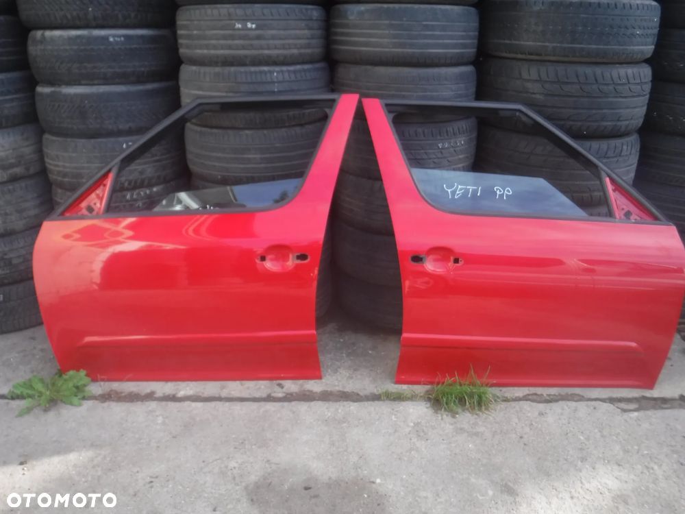 Skoda Yeti Lift drzwi przod prawe lewe szyba LF3K 8T8T ladna - 1