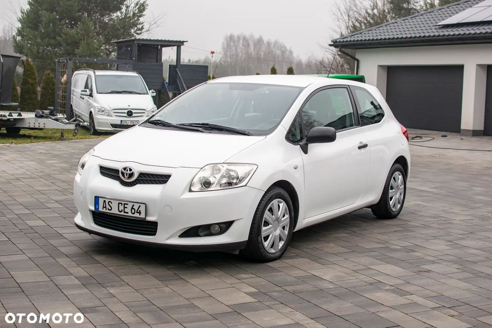 Toyota Auris - 30
