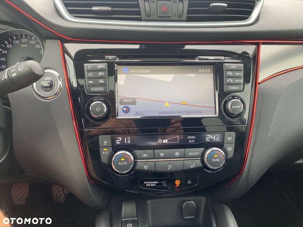 Nissan Qashqai 1.6 DIG-T N-Connecta - 32