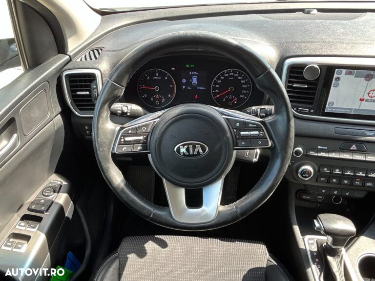 Kia Sportage 1.6 DSL MHEV 7DCT HP 4x2 Style - 8