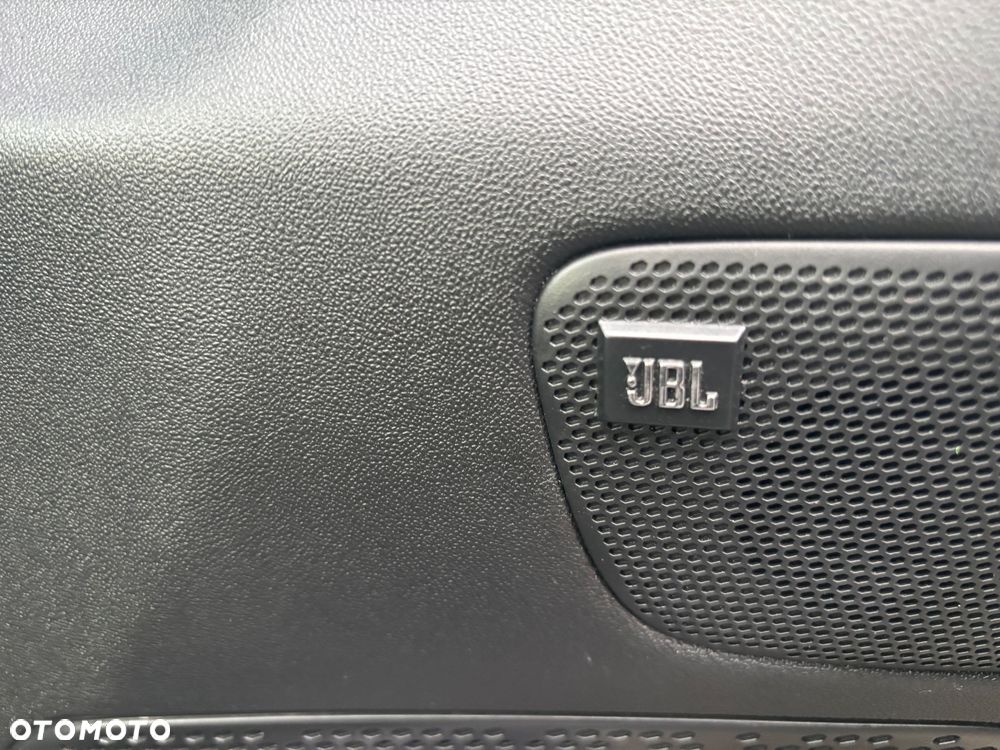 Peugeot 208 1.6 THP GTi - 17