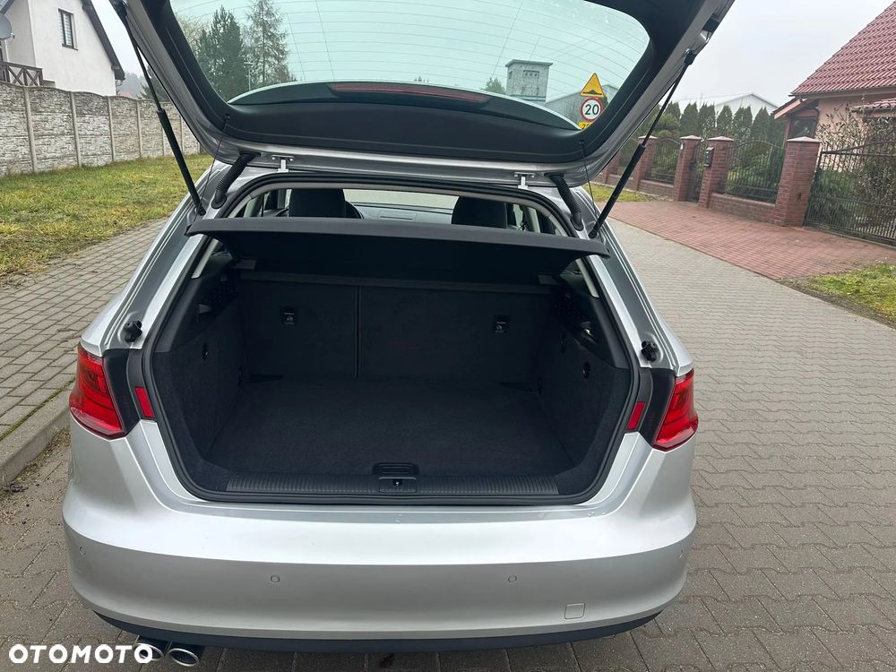 Audi A3 Sportback 1.8 TFSI Ambiente S tronic - 16