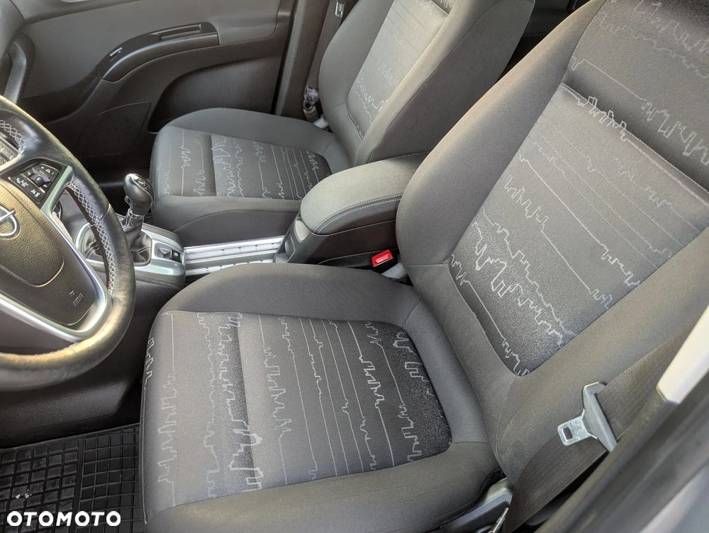 Opel Meriva 1.4 Innovation - 26