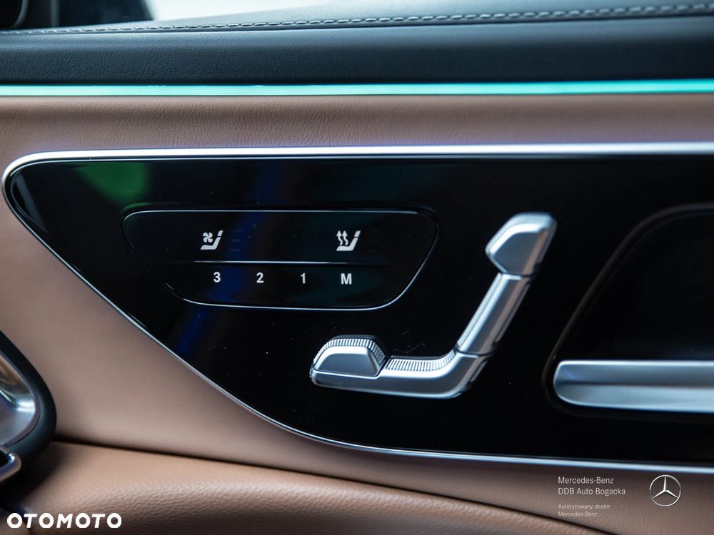 Mercedes-Benz Klasa E 200 mHEV 4-Matic AMG 9G-Tronic - 8