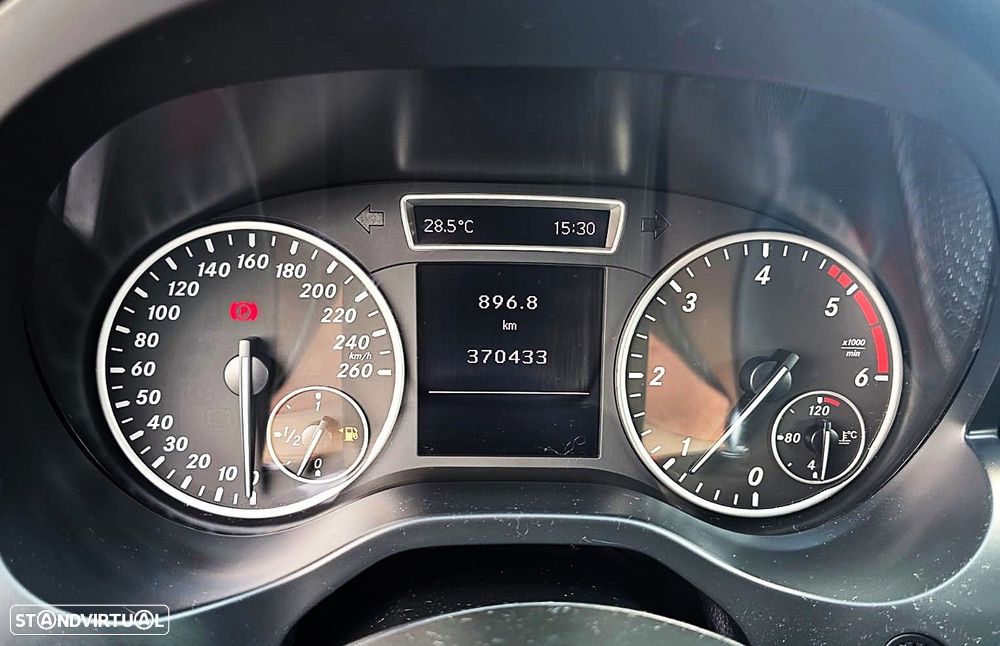 Mercedes-Benz A 180 - 15