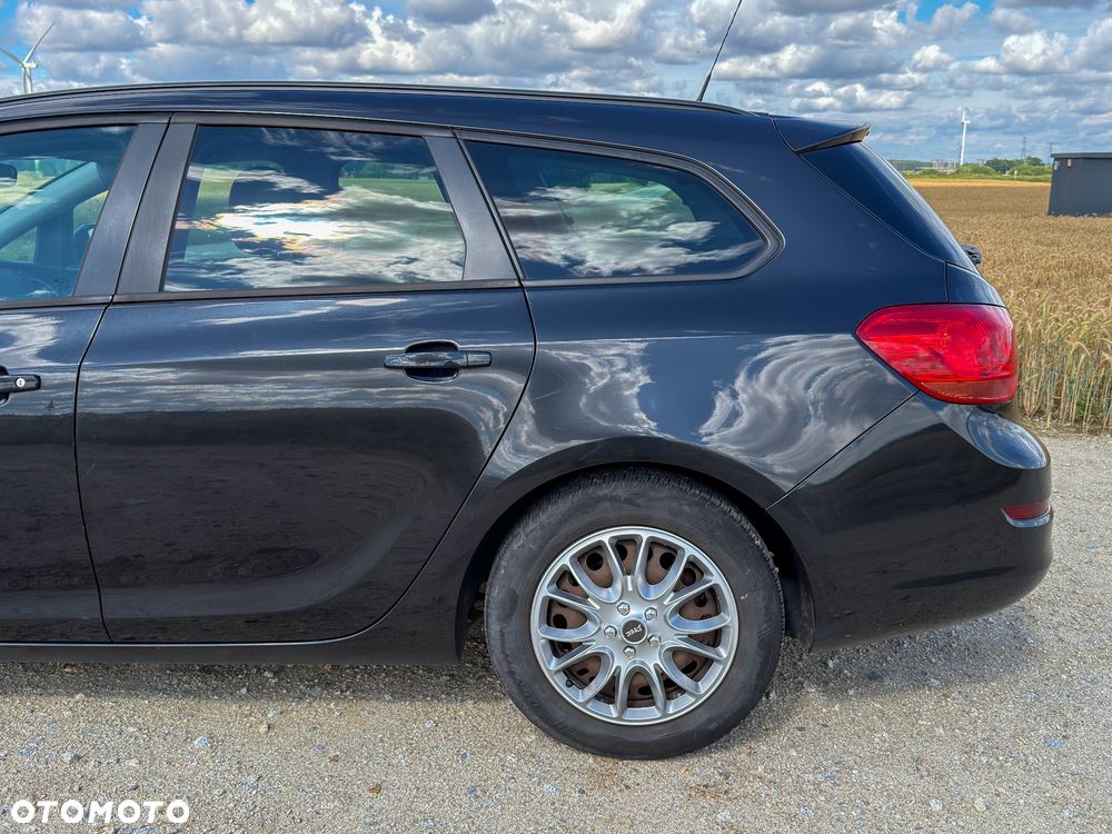 Opel Astra 1.4 Essentia - 8