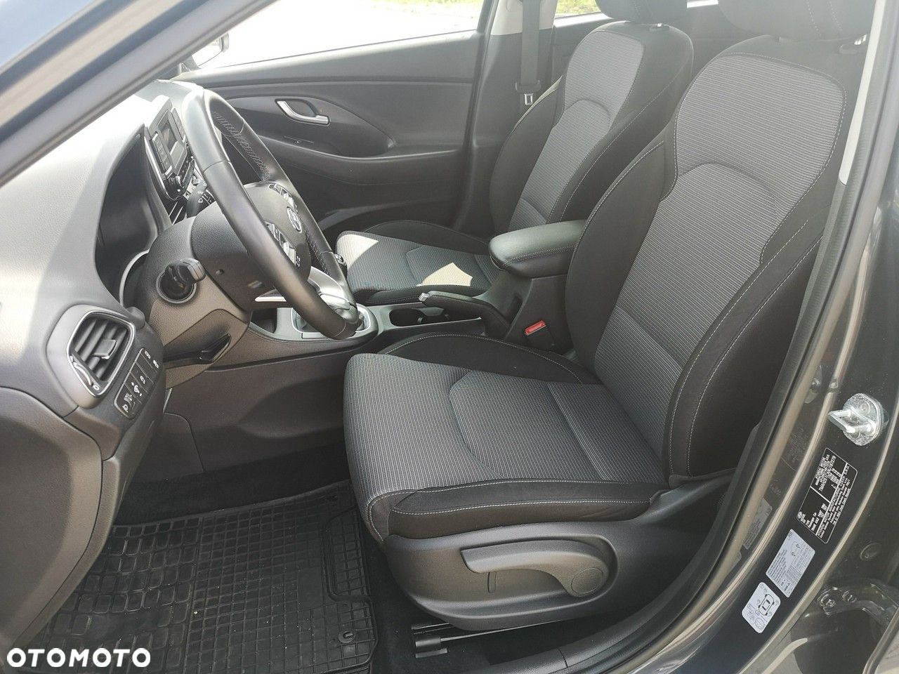 Hyundai i30 1.5 DPI Modern - 15