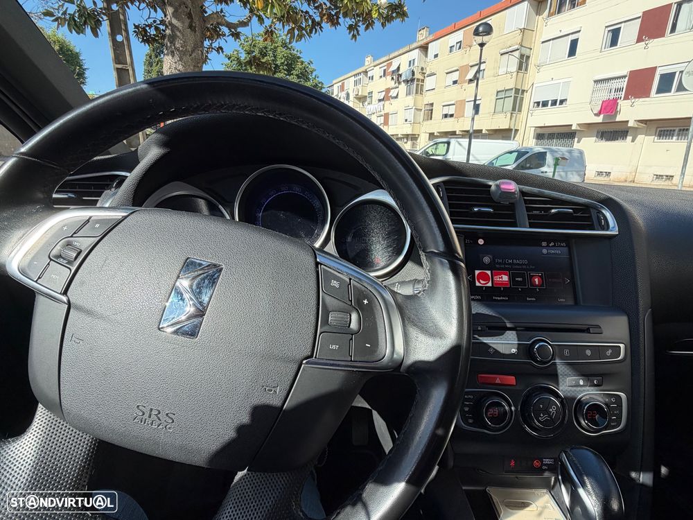 DS DS4 Crossback 1.6 BlueHDi Connected Chic EAT6 - 11