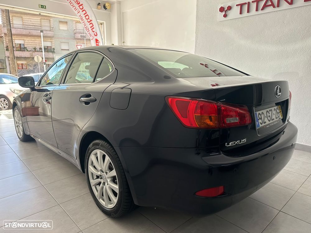 Lexus IS 220 d Base L6 - 5