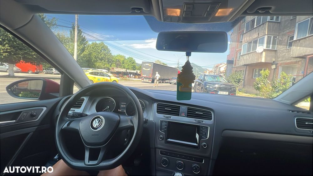 Volkswagen Golf - 12