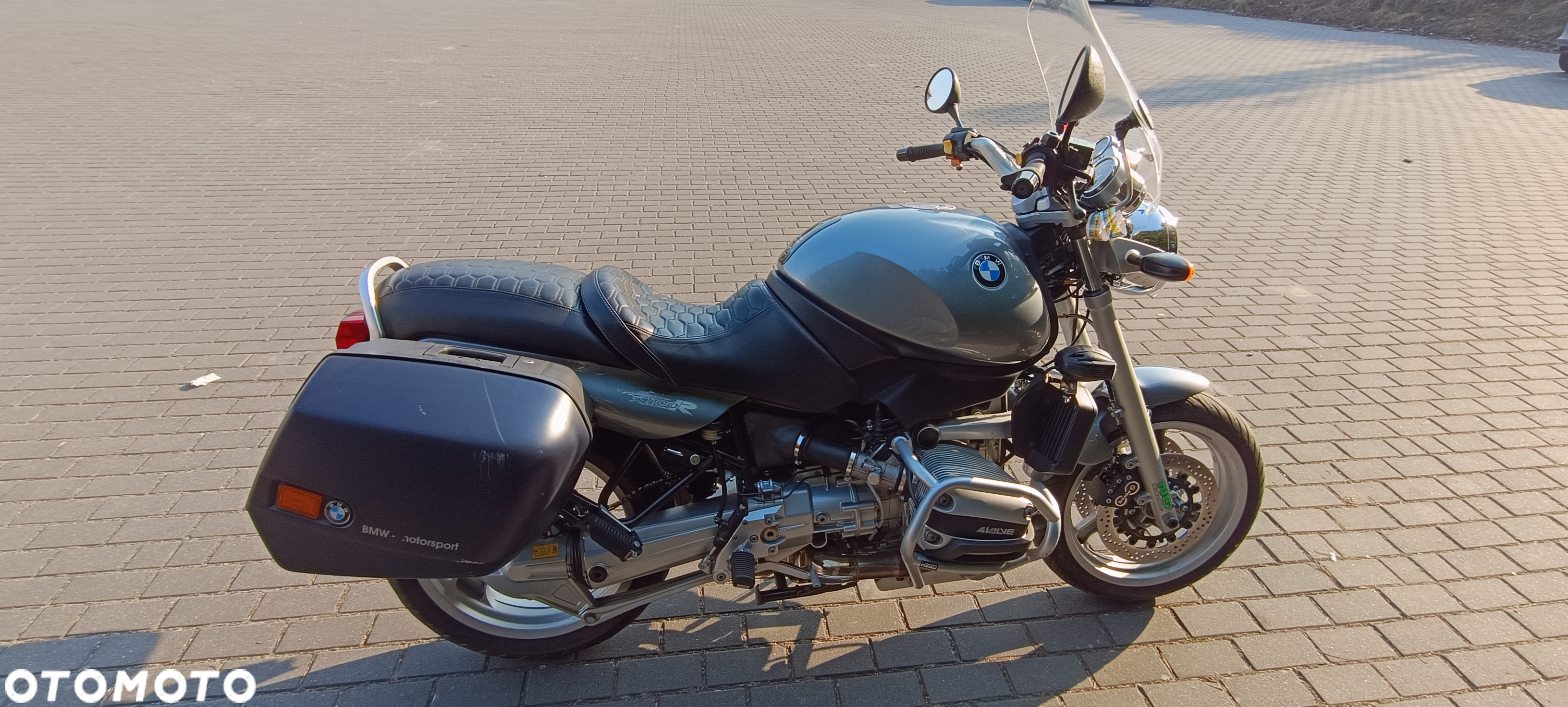 BMW R - 2